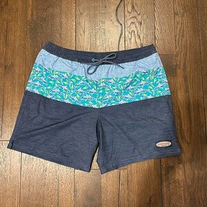 vineyard vines ‘Chappy’ Trunk